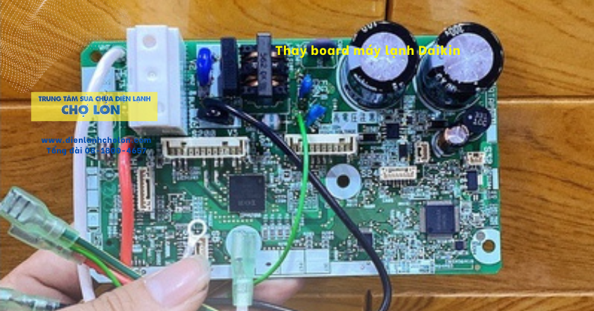 Thay board máy lạnh Daikin giá bao nhiêu?