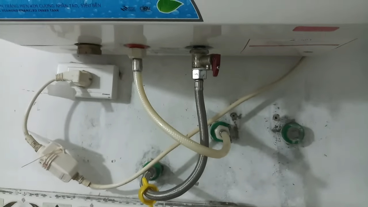Các lỗi thường gặp của máy nước nóng