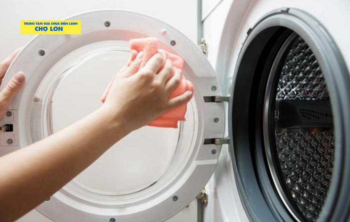 Dịch vụ vệ sinh máy giặt định kỳ