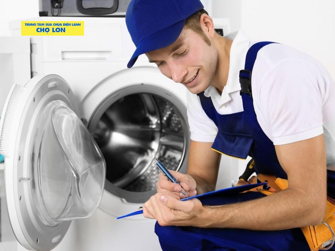 Kiểm tra mạch máy giặt bị liệt nút bấm