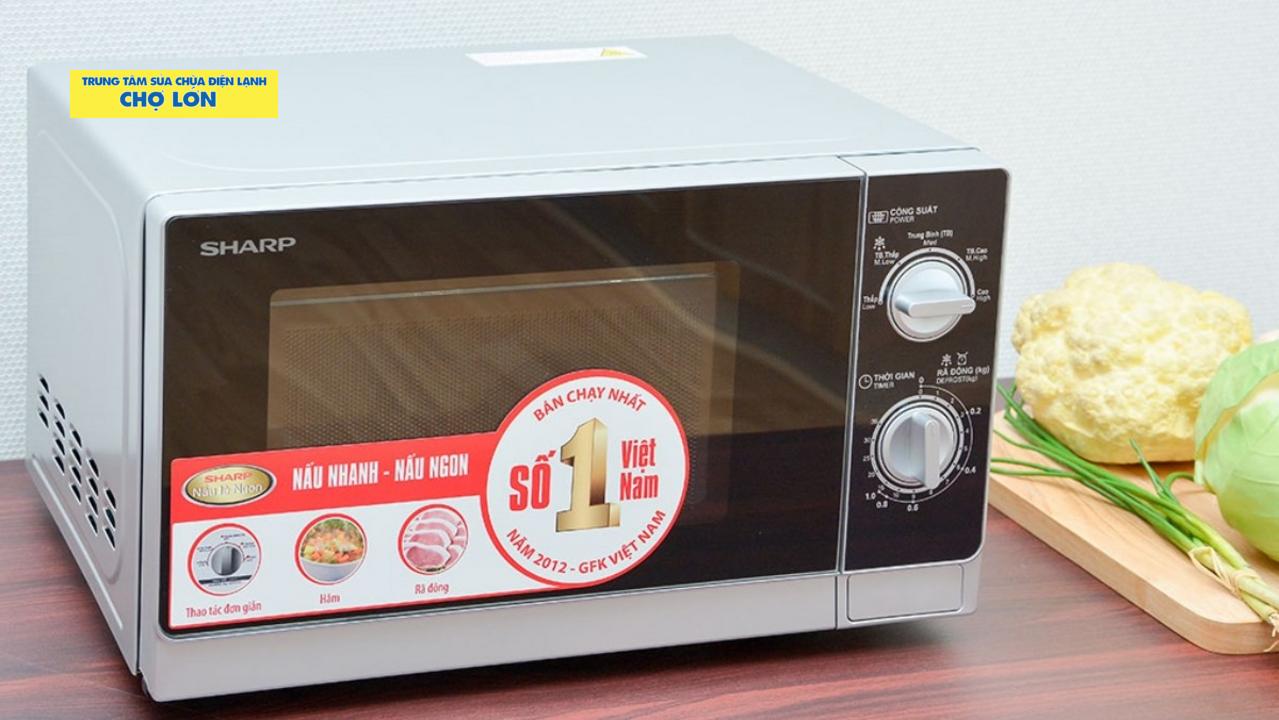 Nguyên nhân lò vi sóng xẹt tia lửa