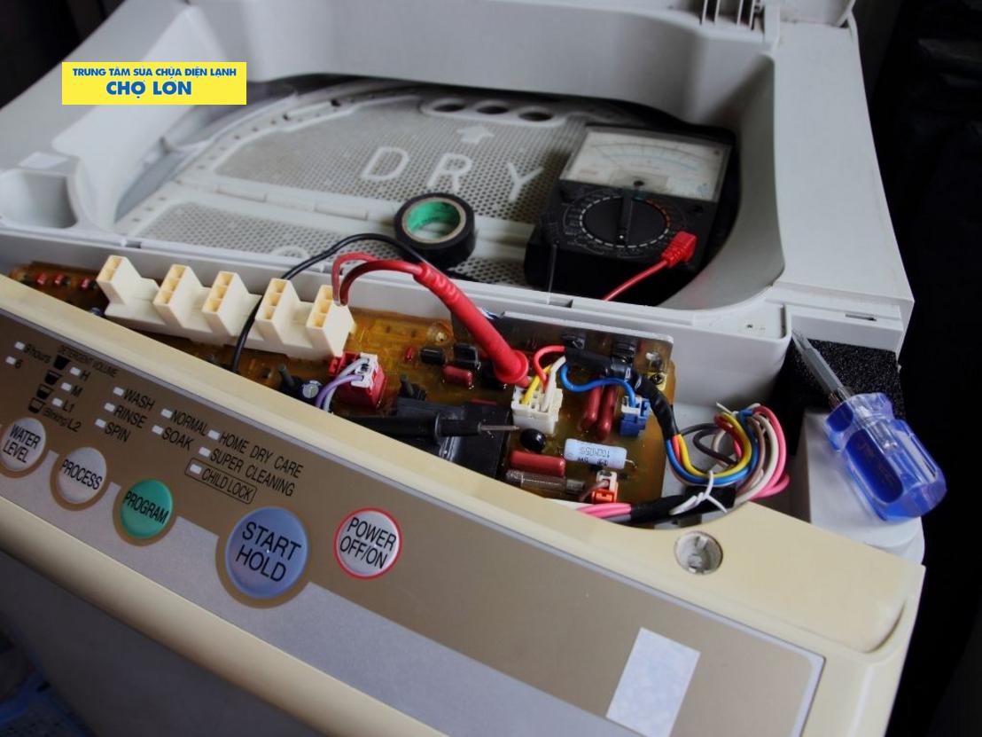 Thay linh kiện máy giặt Quận 12