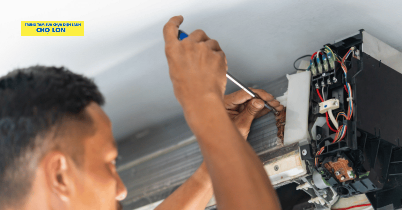 Vệ sinh ống đồng máy lạnh quận 8